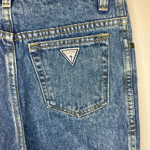 Guess Classics Fit Slim Leg Jeans NWT Size 16/28 - Picture 4 of 7